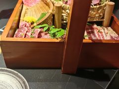 -山川小町·极番烧肉(新地假日广场店)