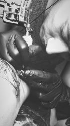 -SNOW TATTOO STUDIO