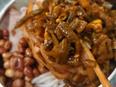-红鼻子桂林米粉(金唐新光界店)