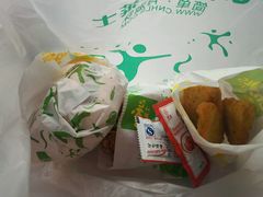 -华莱士·全鸡汉堡(光华路店)