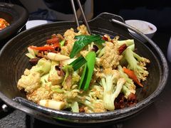 -万重锦·人文川菜馆(骡马市店)