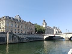 -Bateaux Mouches塞纳河游船