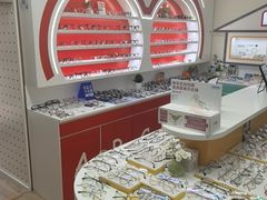 -美空眼镜·星趣控·新乐学·控优点合作店(周浦万达店)