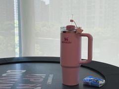 -超级猩猩健身·私教·团课(瑞虹天地太阳宫二店)