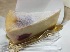 -蓝小轩蛋糕·面包(趣春店)