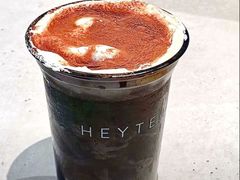 -喜茶(深圳万象城黑金店)