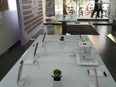 -华为授权体验店(万航渡路)