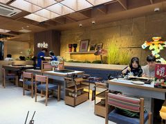 -老牌坊云南鱼豆花火锅(哈西万达店)