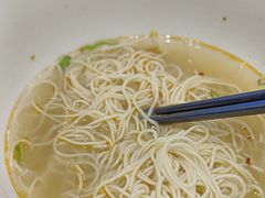 -百年老字号·观振兴蟹黄面·三虾面·苏式面(观前街富仁坊巷店)