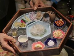 -得意咚瓜·顺德鱼生·冬瓜火锅(深圳首店)