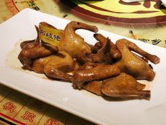 招牌烤乳鸽-石岐佬中山菜馆(张溪店)