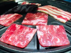 -明洞阿姨·韩式酱蟹烤肉·创意料理(三元桥店)