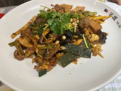-拿渡·水煮鱼麻辣香锅(王府井奥莱·香江小镇店)