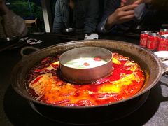 渝涯生铁鸳鸯锅-渝涯重庆豆花老火锅(中赢国际店)