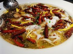 老坛子酸菜鱼（鲈鱼3-4人份）-太二酸菜鱼(广州IFC国金天地店)