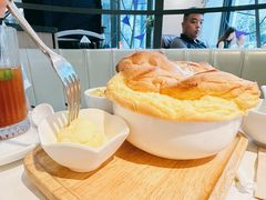 -港丽餐厅(高德置地店)