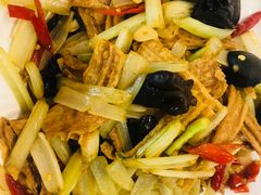 -椿记烧鹅(叠彩店)