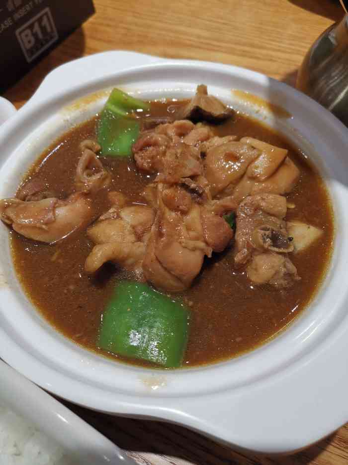 南城香(黄村西大街店)-"新来的店,简式快餐的环境,干净整洁,菜品.