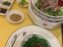 手把羊肉-德乐海蒙餐
