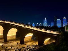 -万绿园