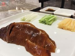 北京果木烤鸭-独一处·物新集市(红谷滩店)