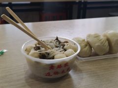 -卓雅桂林米粉