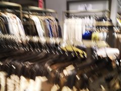 -URBAN REVIVO(北京斯普瑞斯奥特莱斯店)