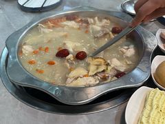 -光头药膳鸡(莱茵小镇店)