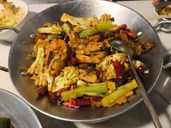 -渔语鱼酸菜鱼新川菜(来福士店)