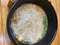 -勺子米线·云南传统小吃市集(四方街店)