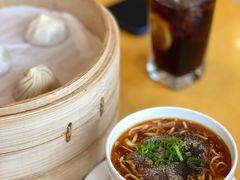 酸辣汤-鼎泰丰(嘉年华•海信广场VILLAGE店)