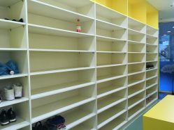 换鞋区-巧虎kids体验中心(绿宝广场店)