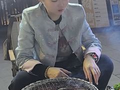 -山之屋炭火烧肉·生啤畅饮(大朗万科中央公园店)