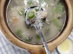 蚝仔粥-周记茗点居(西村店)