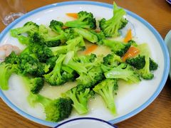 -鸿运大厨·大馅饺子·家常菜