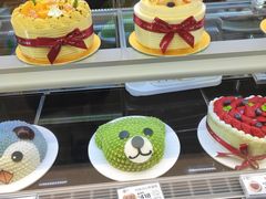 -花花卷卷·鲜食蛋糕(静安久光百货店)