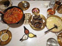 金枪鱼饭团-HOTISLAND海鸡岛·韩国料理(江南西店)