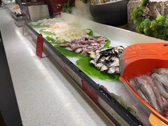 -四囍码头海鲜烧烤自助火锅(外滩南京东路悦荟广场店)