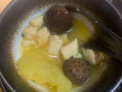 红颜花胶鸡锅-湊湊火锅·茶憩(杭州湖滨银泰in77店)