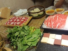 -慢丽江·云南野生菌土鸡锅(西山店)