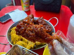 -BHC炸鸡(明洞总店)