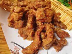 -鸿运美食府
