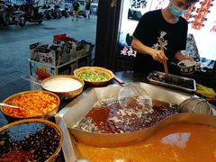 -黑色经典臭豆腐·湖南特产(步行街店)