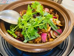 -胡须佬鸡煲四季火锅店(石厦西村直营店)