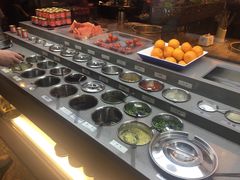 自助调料区-小龙坎老火锅(北京三里屯店)