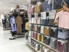 -优衣库(上海金桥国际商业广场店)