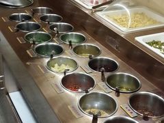自助调料区-七欣天(上海淮海路新尚广场店)