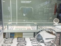 -潘多拉眼镜·蔡司依视路明月(潘家园店)