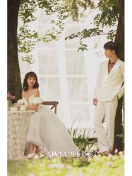 -雪中彩影婚纱摄影·微光艺术中心