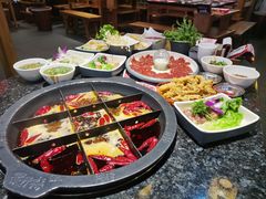 -井格重庆火锅(临平银泰城店)